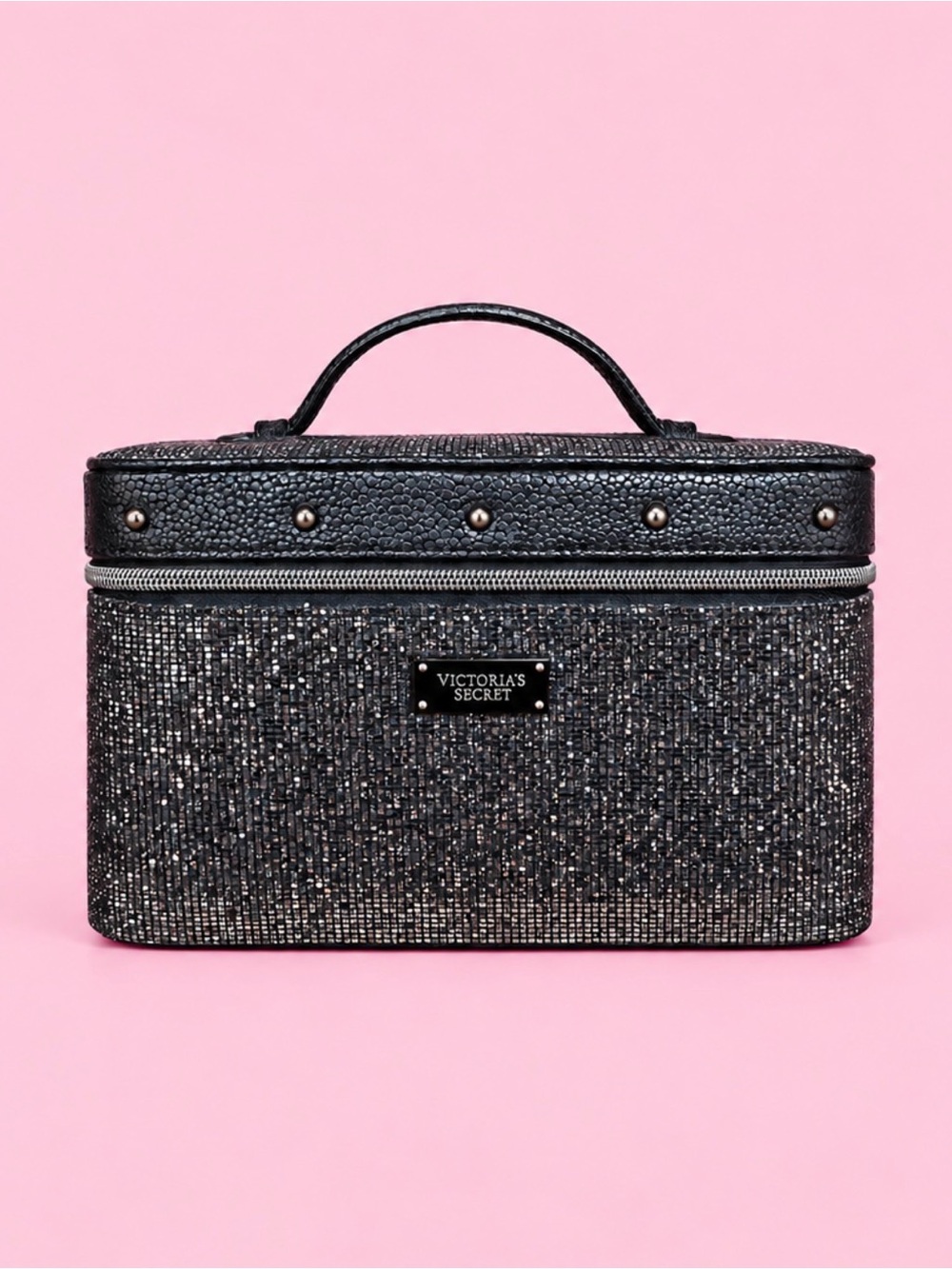 Victoria’s Secret Glitter Mesh Runway Vanity makeup Train Case. Limited RARE NWT
